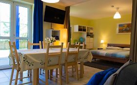 Wonderful Renovated Apartment With Great Location
